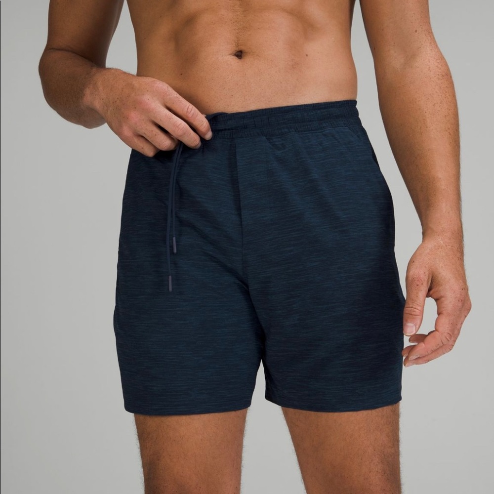 Lululemon Men’s “Pace Breaker” Short 7” Inseam Linerless (S) *NEW WITHOUT TAGS*